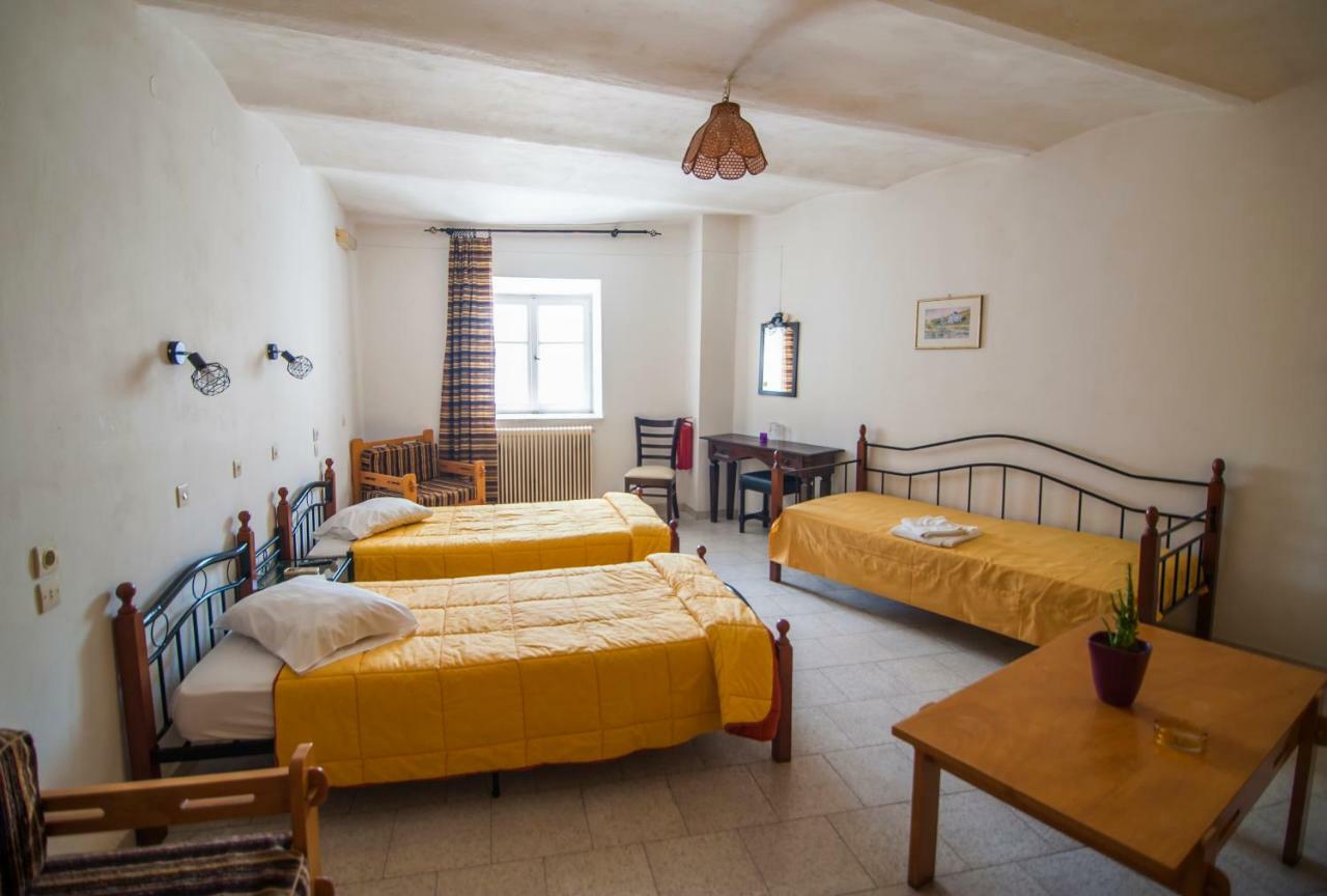 Hôtel Kymata à Ermoúpoli Extérieur photo
